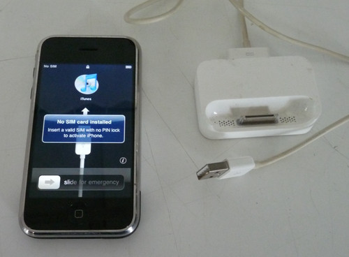 Apple iphone 8gb 1a - iphone,