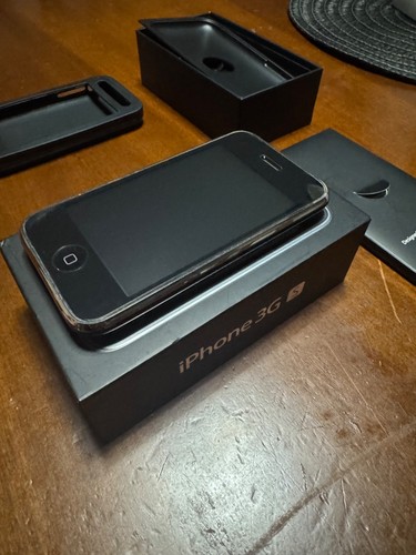 Iphone 3gs black 8gb con - black,